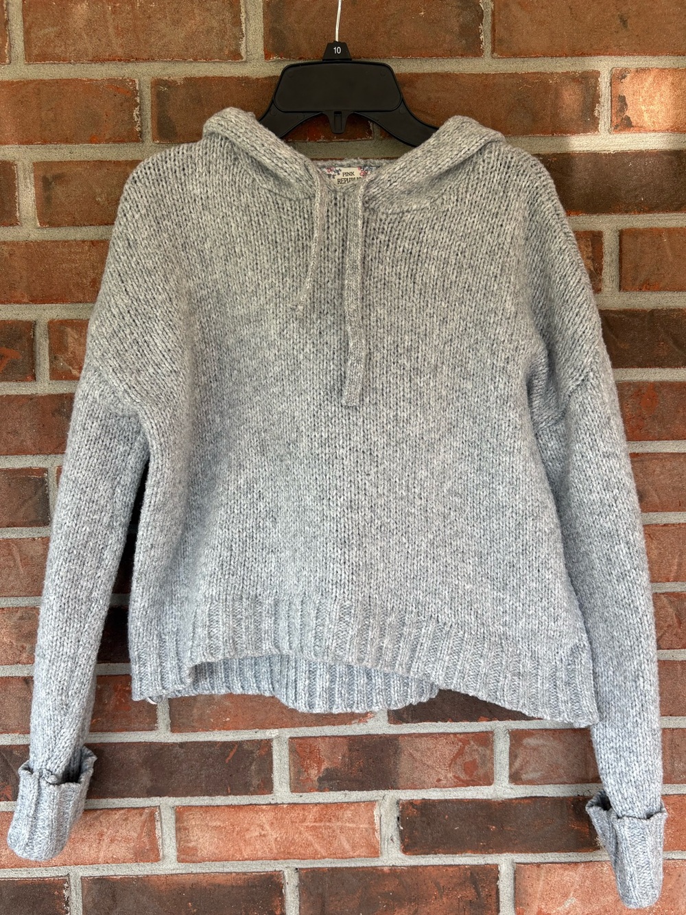 Pink Republic Cozy Light Gray Rib-Knit Women’s Sweater cropped